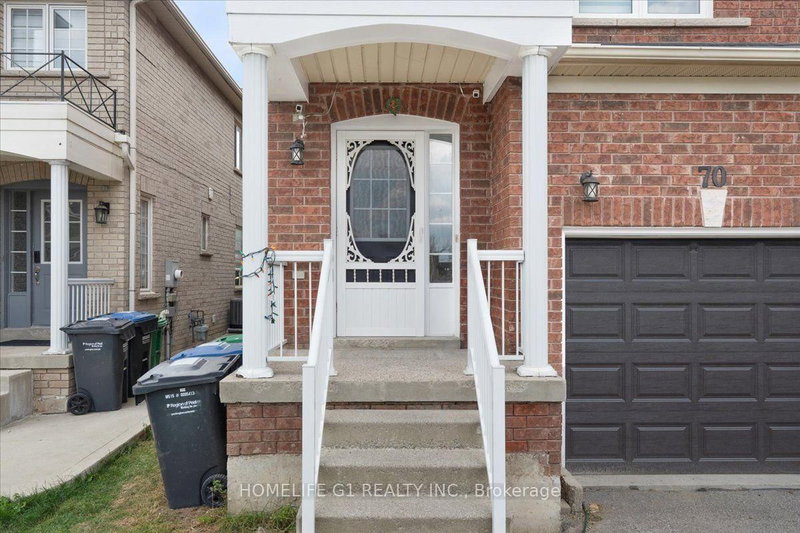 70 Tarquini Crescent