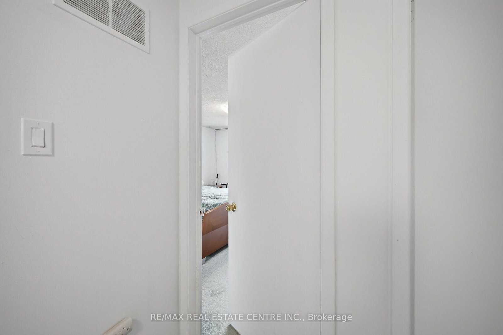 13 Dafoe Crescent • Brampton, ON photo 21