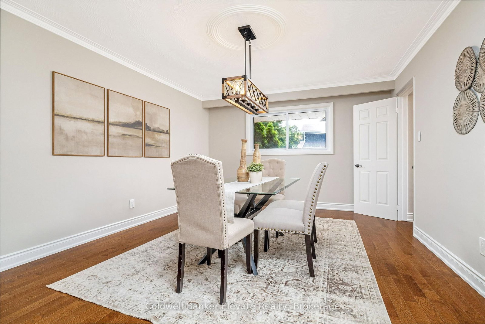 1677 Sherwood Forrest Circle • Mississauga, ON photo 10