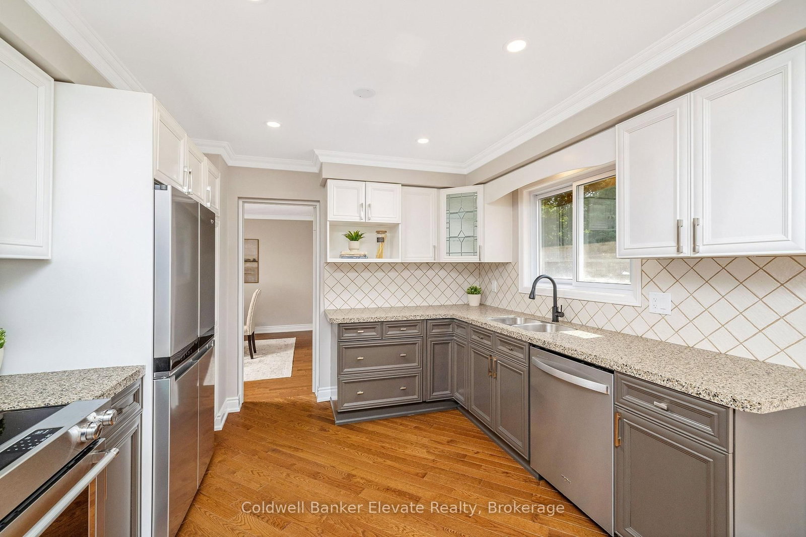 1677 Sherwood Forrest Circle • Mississauga, ON photo 15