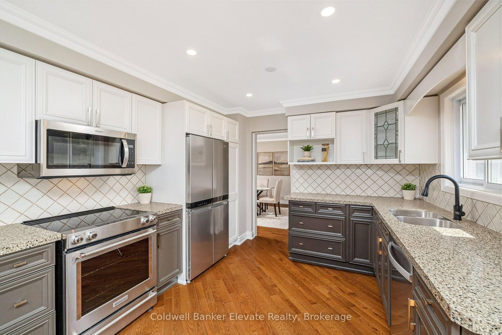 1677 Sherwood Forrest Circle • Mississauga, ON photo 16
