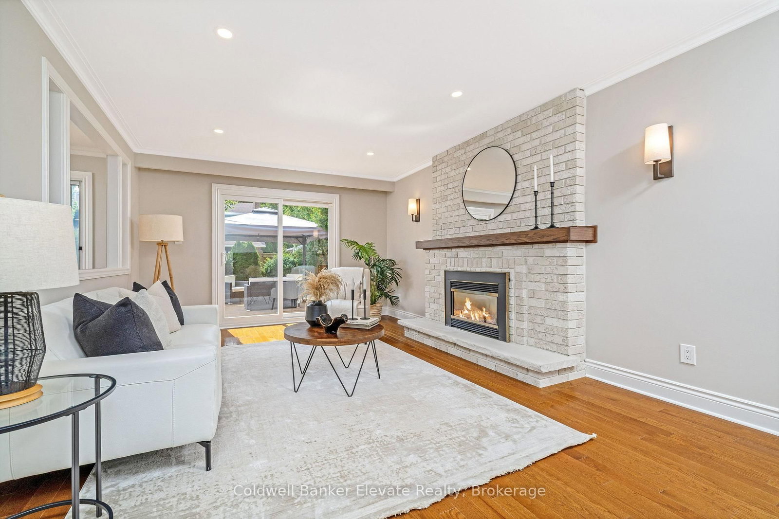 1677 Sherwood Forrest Circle • Mississauga, ON photo 17