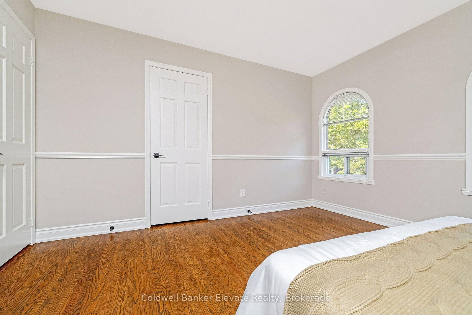 1677 Sherwood Forrest Circle • Mississauga, ON photo 31