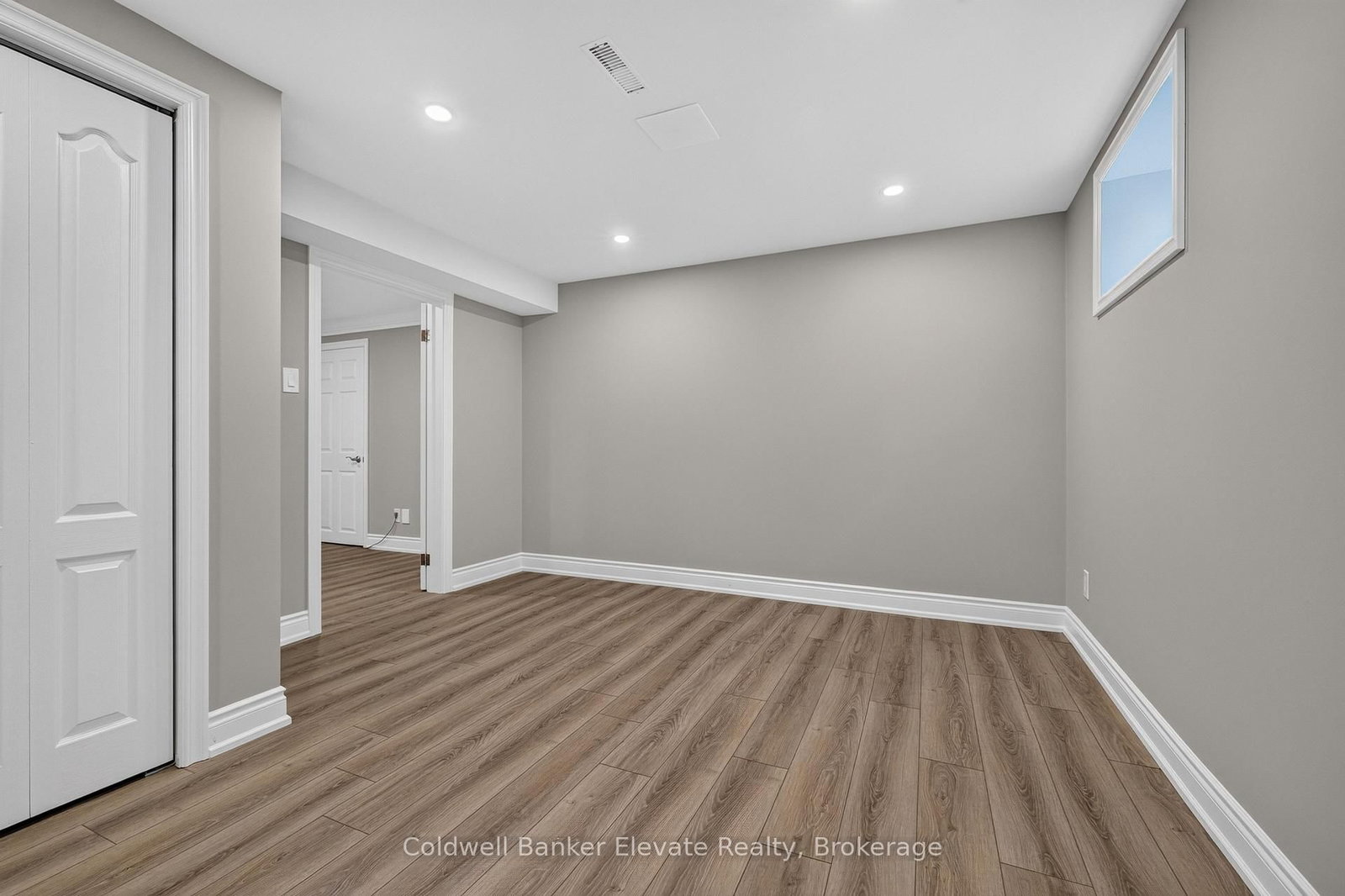 1677 Sherwood Forrest Circle • Mississauga, ON photo 36