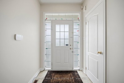 16 Gamson Crescent, Brampton, ON, photo 5