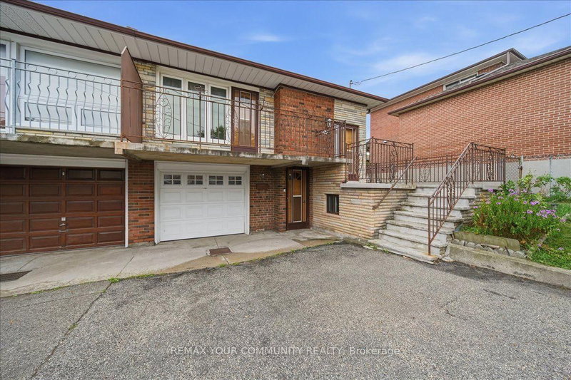 9 Hisey Crescent