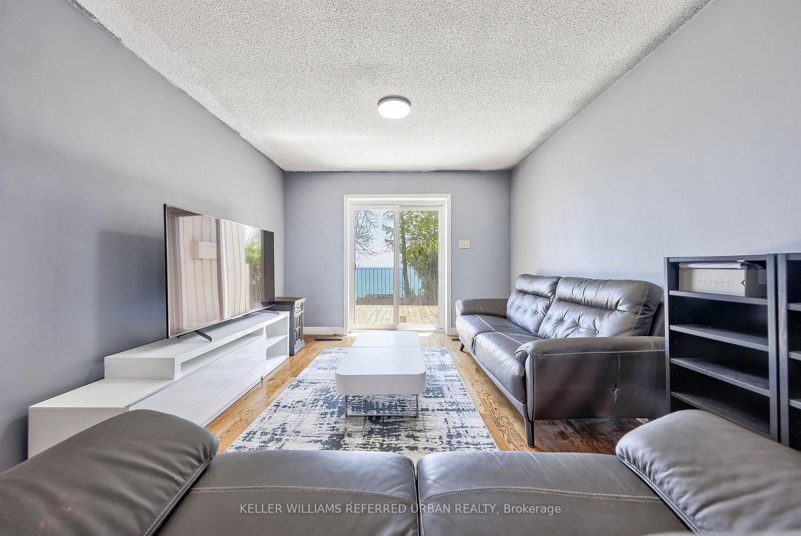 2703 Lake Shore Boulevard W • Toronto, ON photo 11