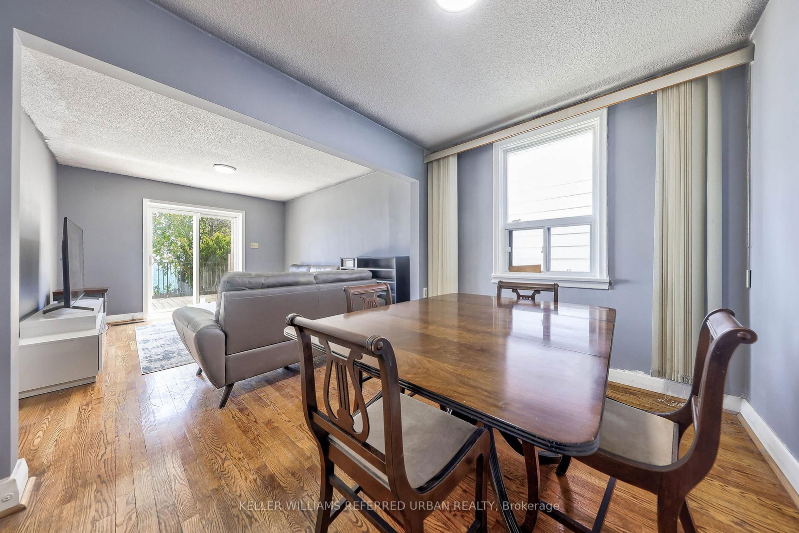 2703 Lake Shore Boulevard W • Toronto, ON photo 13