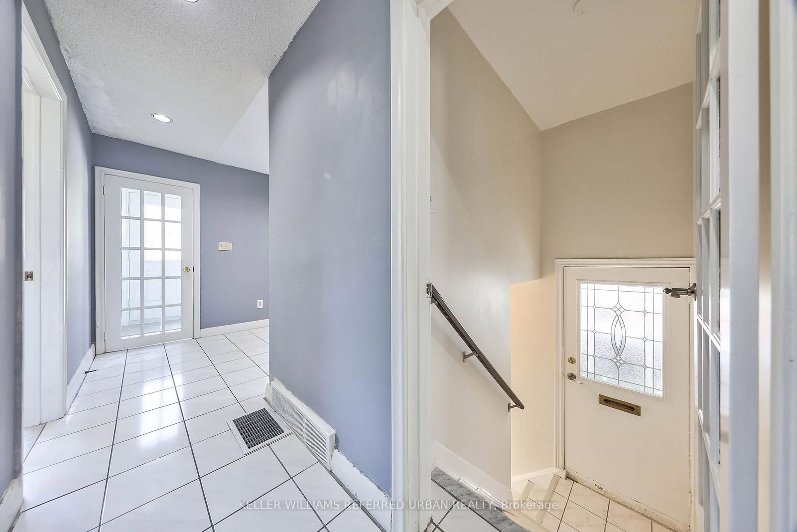 2703 Lake Shore Boulevard W • Toronto, ON photo 19