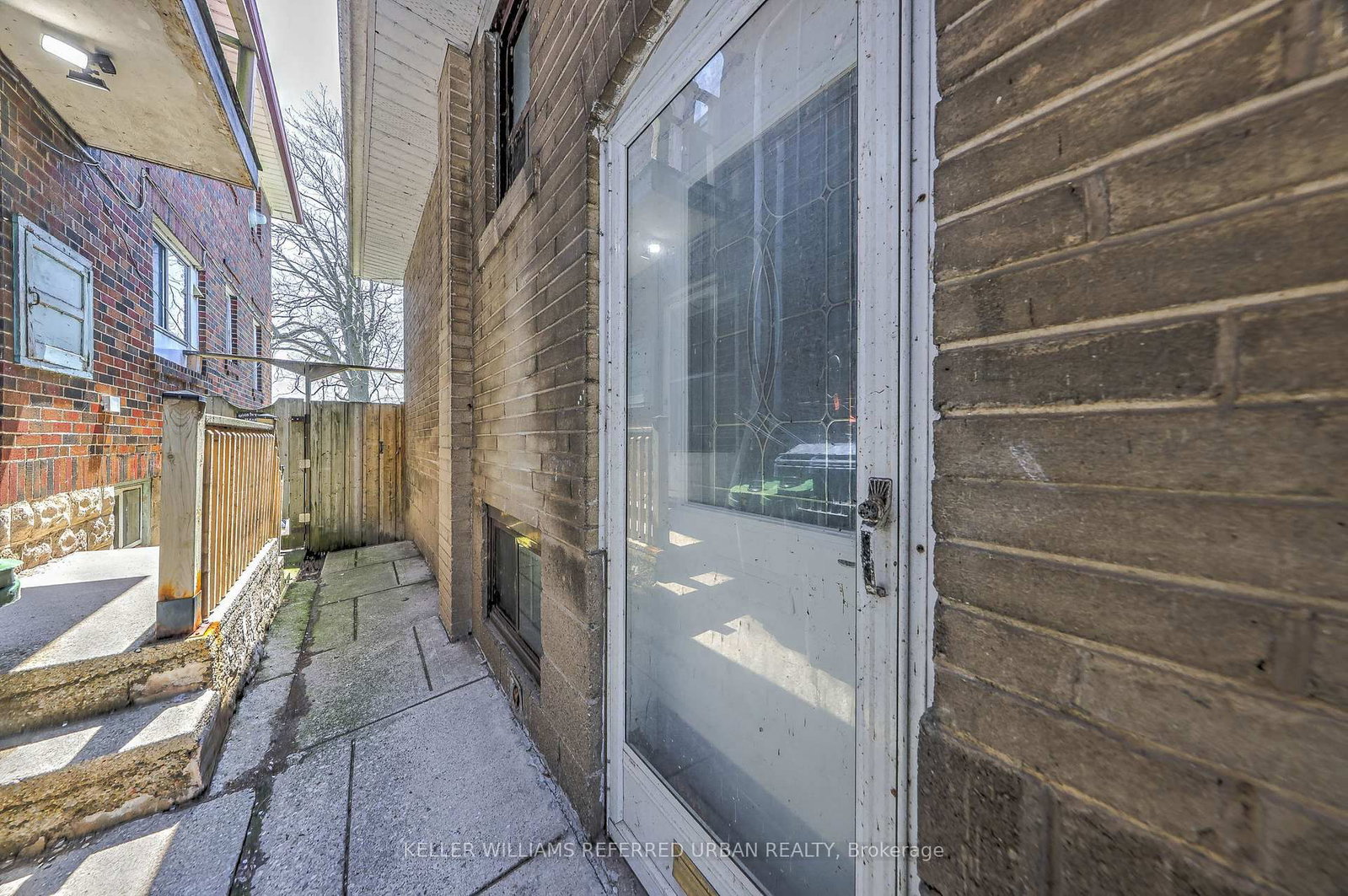2703 Lake Shore Boulevard W • Toronto, ON photo 26