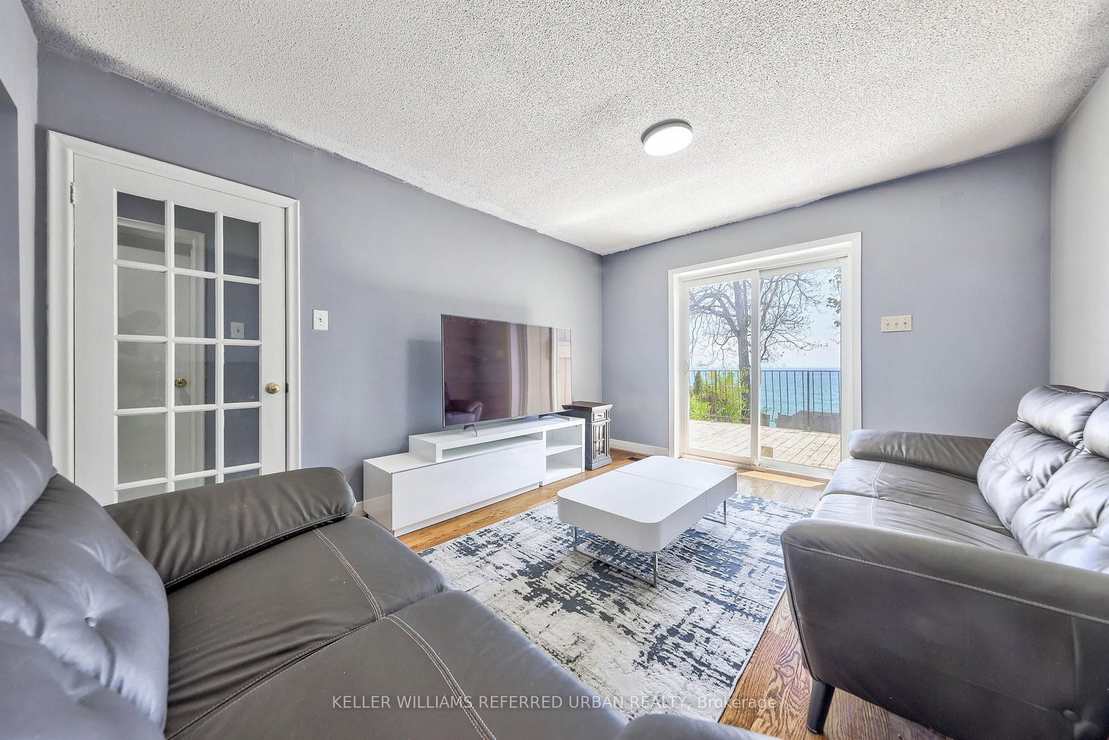 2703 Lake Shore Boulevard W • Toronto, ON photo 10