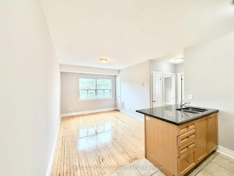 302 - 15 Thirty Third Street