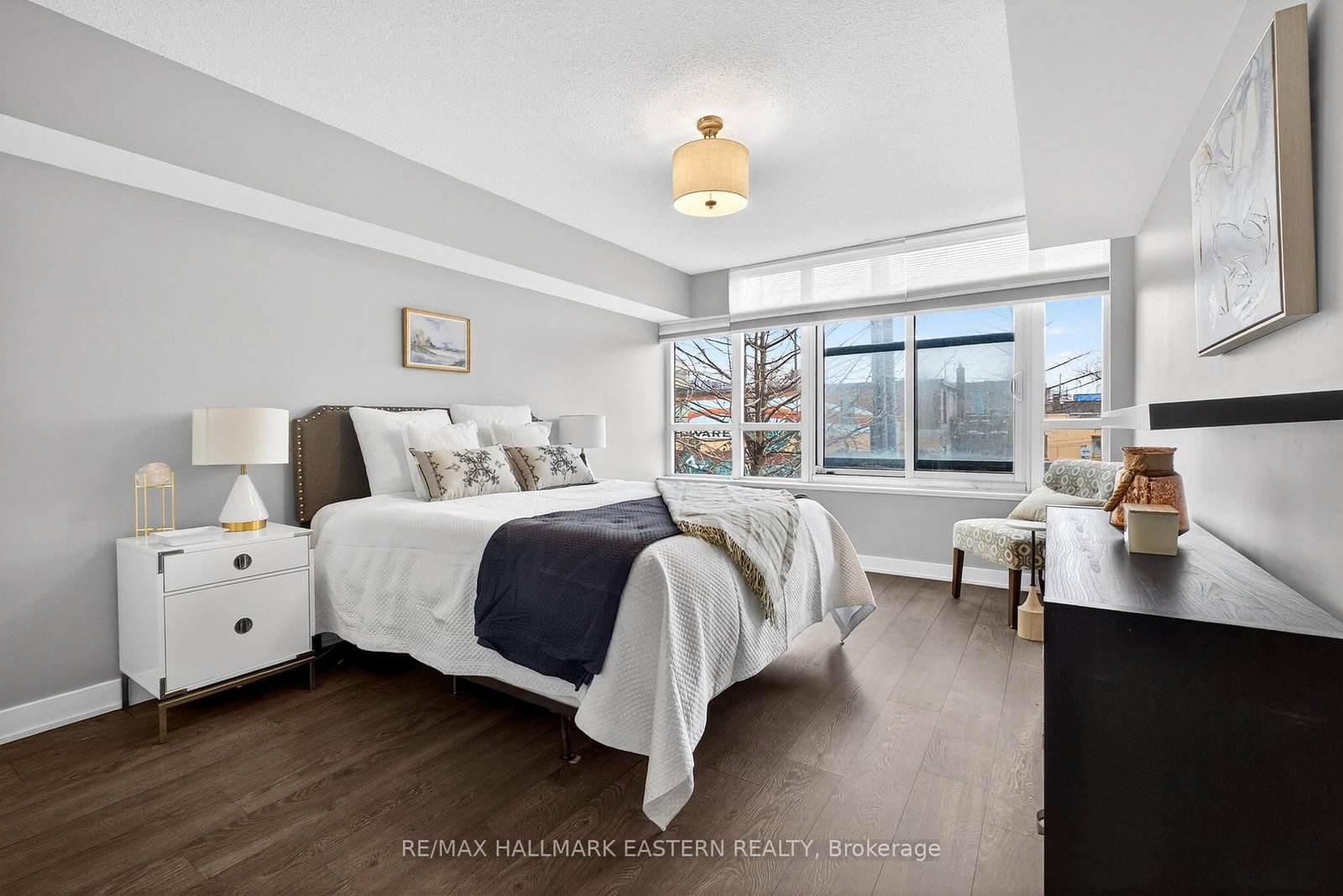 11 Superior Avenue • #Th3 • Toronto, ON photo 20