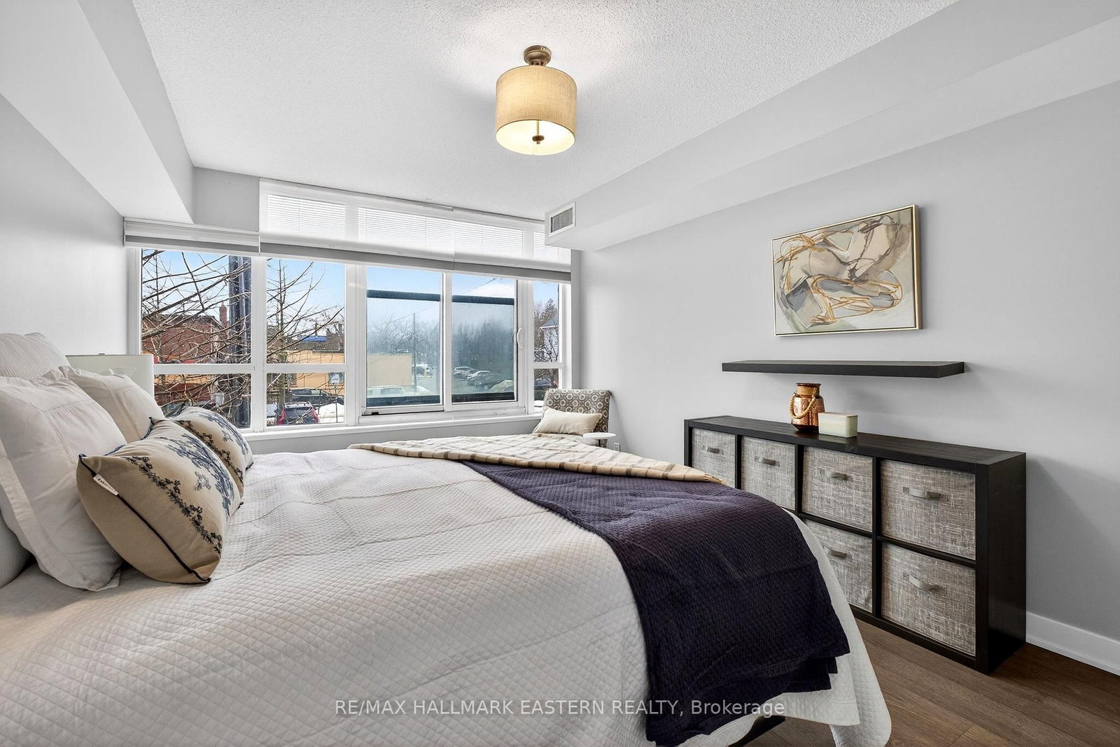 11 Superior Avenue • #Th3 • Toronto, ON photo 21