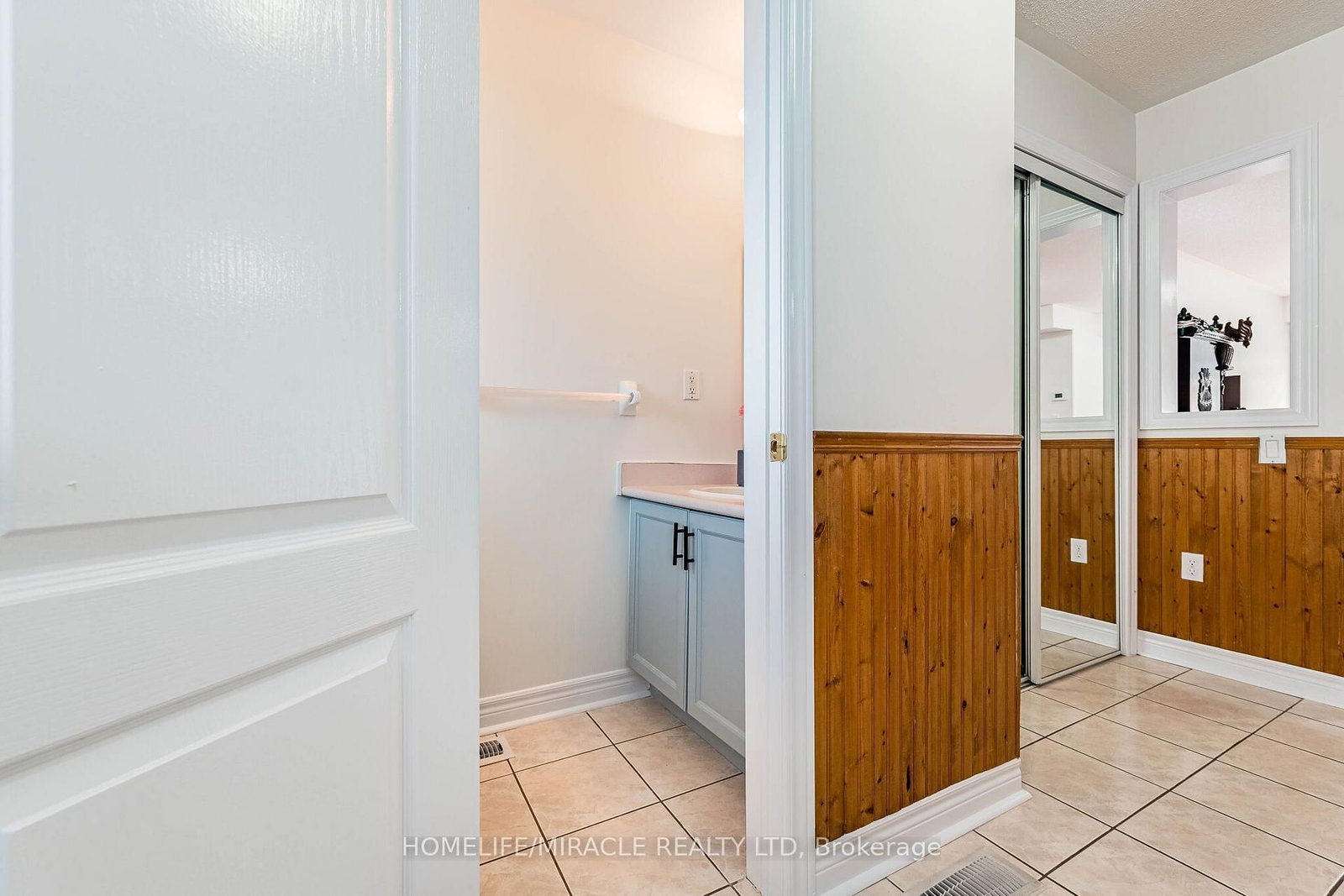 51 Brickyard Way • Brampton, ON photo 18
