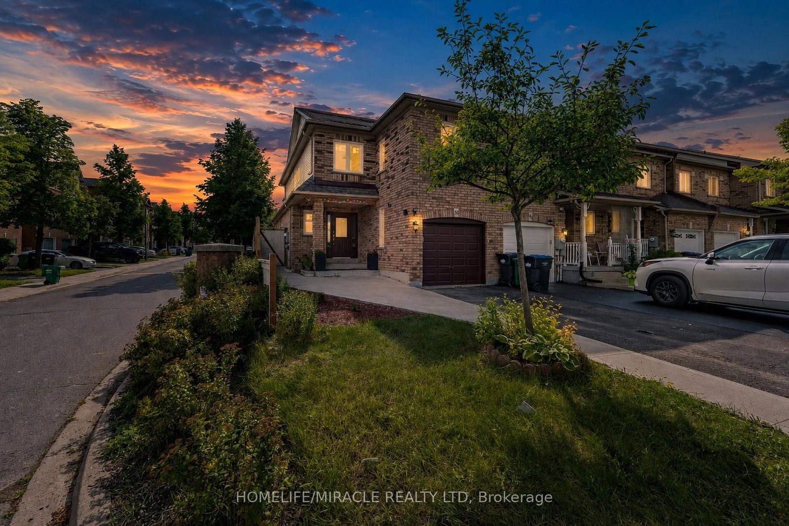 51 Brickyard Way • Brampton, ON photo 2