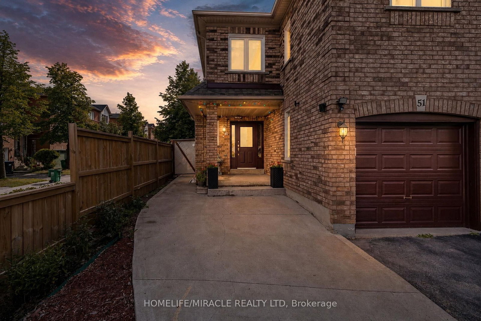 51 Brickyard Way • Brampton, ON photo 3