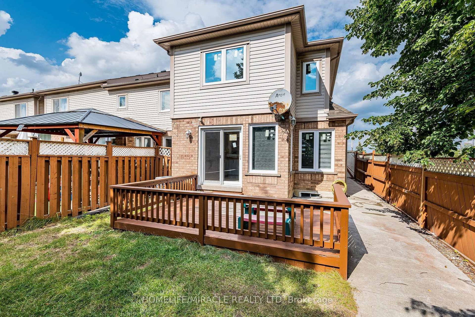 51 Brickyard Way • Brampton, ON photo 47
