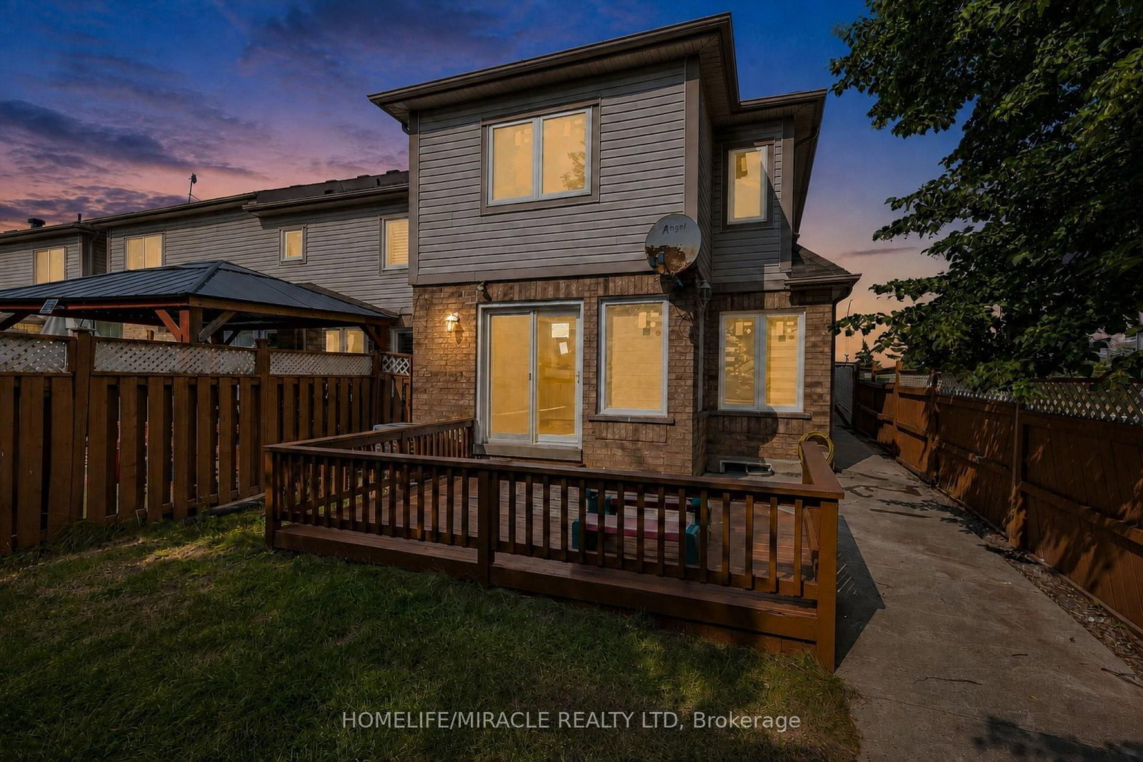 51 Brickyard Way • Brampton, ON photo 48