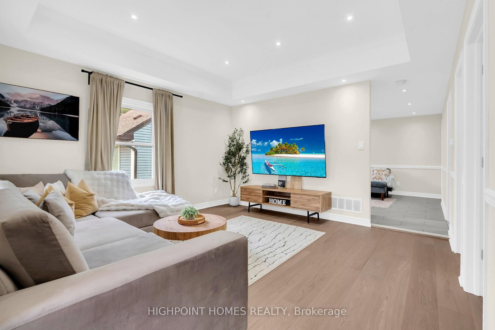 3052 Victory Crescent • Mississauga, ON photo 4
