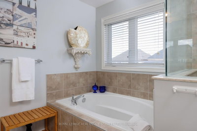 506 Charles Potter Oakville,ON L6M 0P6 — Photo 18