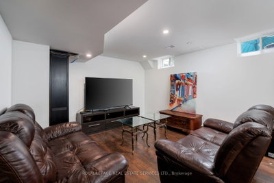 506 Charles Potter Oakville,ON L6M 0P6 — Photo 28