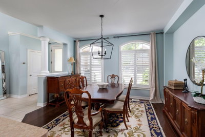 506 Charles Potter Lane • Oakville, ON photo 3