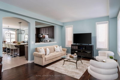 506 Charles Potter Lane • Oakville, ON photo 9