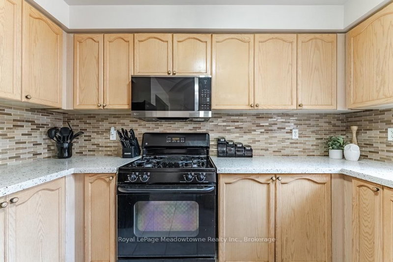 166 Panton Milton,ON L9T 6K4 — Photo 11