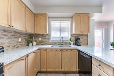 166 Panton Milton,ON L9T 6K4 — Photo 12