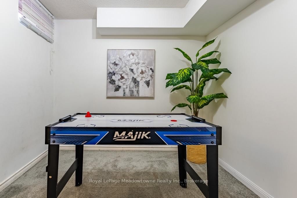 166 Panton Trail • Milton, ON photo 25