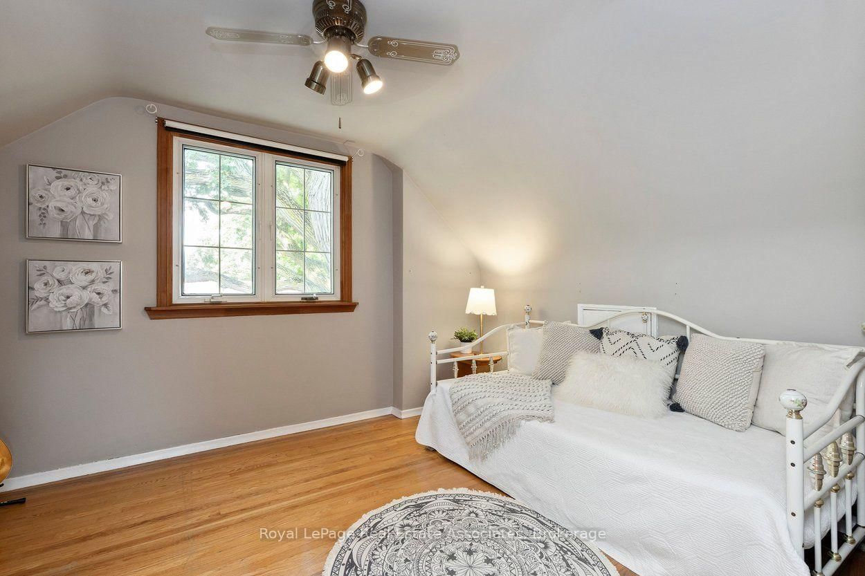 64 McIntyre Crescent • Halton Hills, ON photo 21