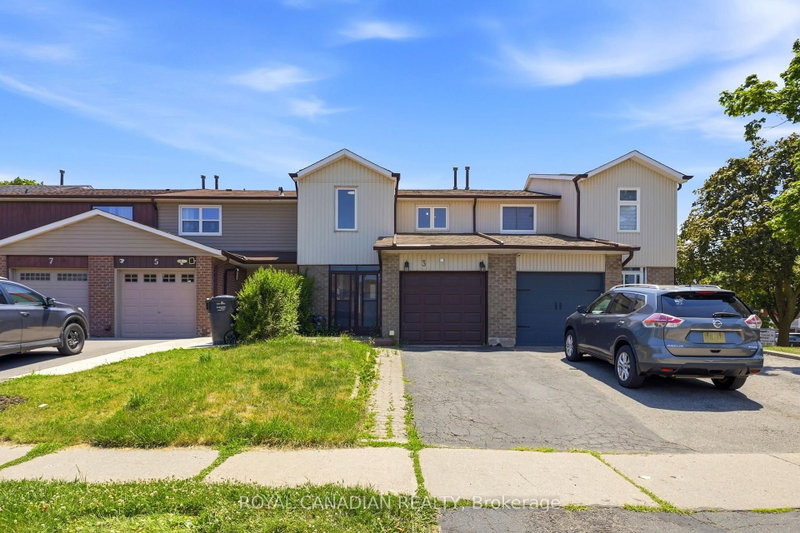 3 Gilmore Drive