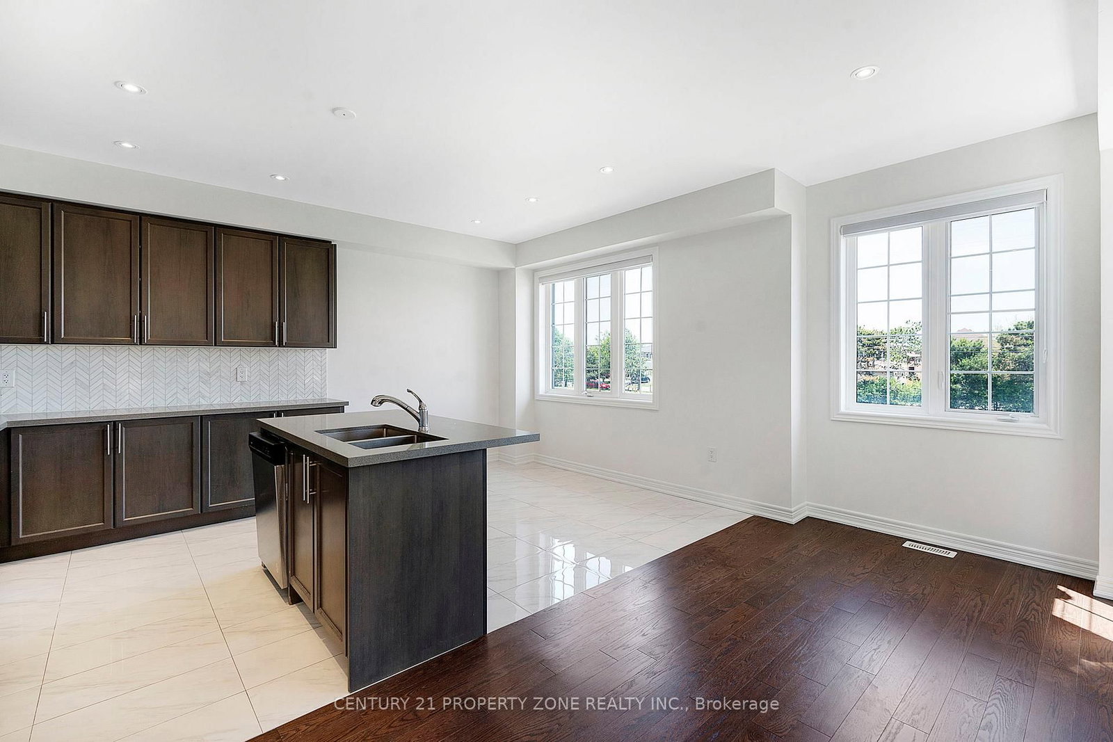 25 Hashmi Brampton,ON L6Y 0H8 — Photo 8