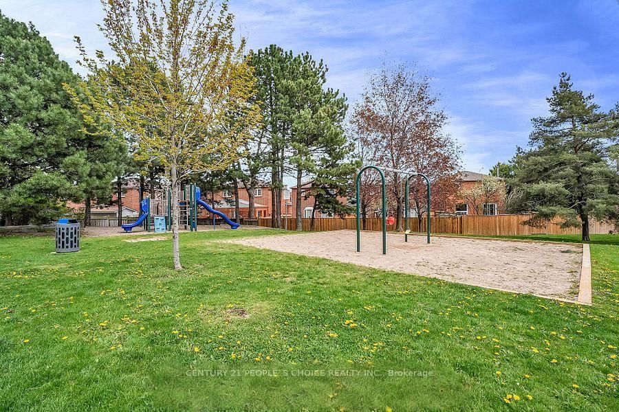 350 Webb Drive • #2010 • Mississauga, ON photo 32