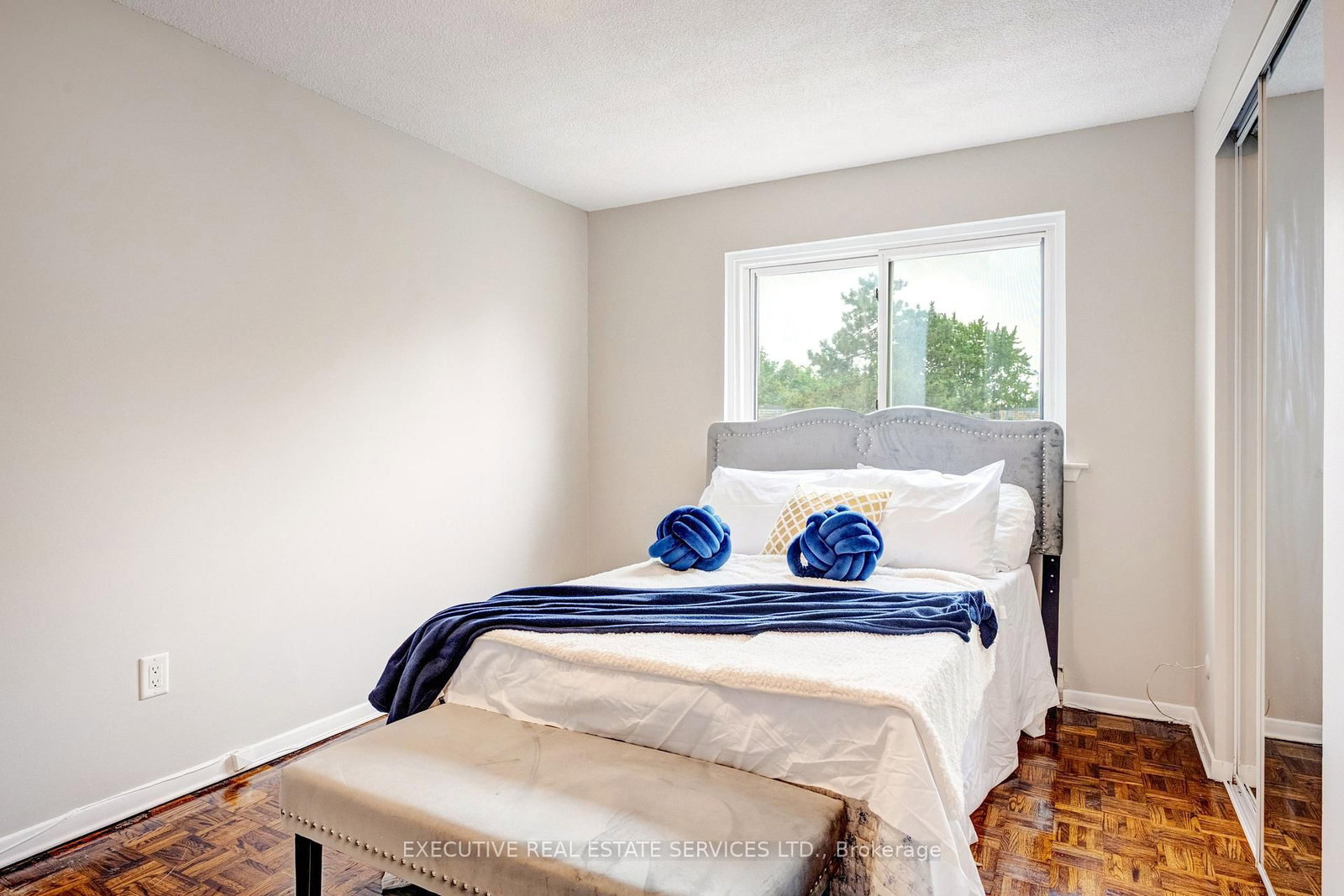 68 Briar Path NW • Brampton, ON photo 10