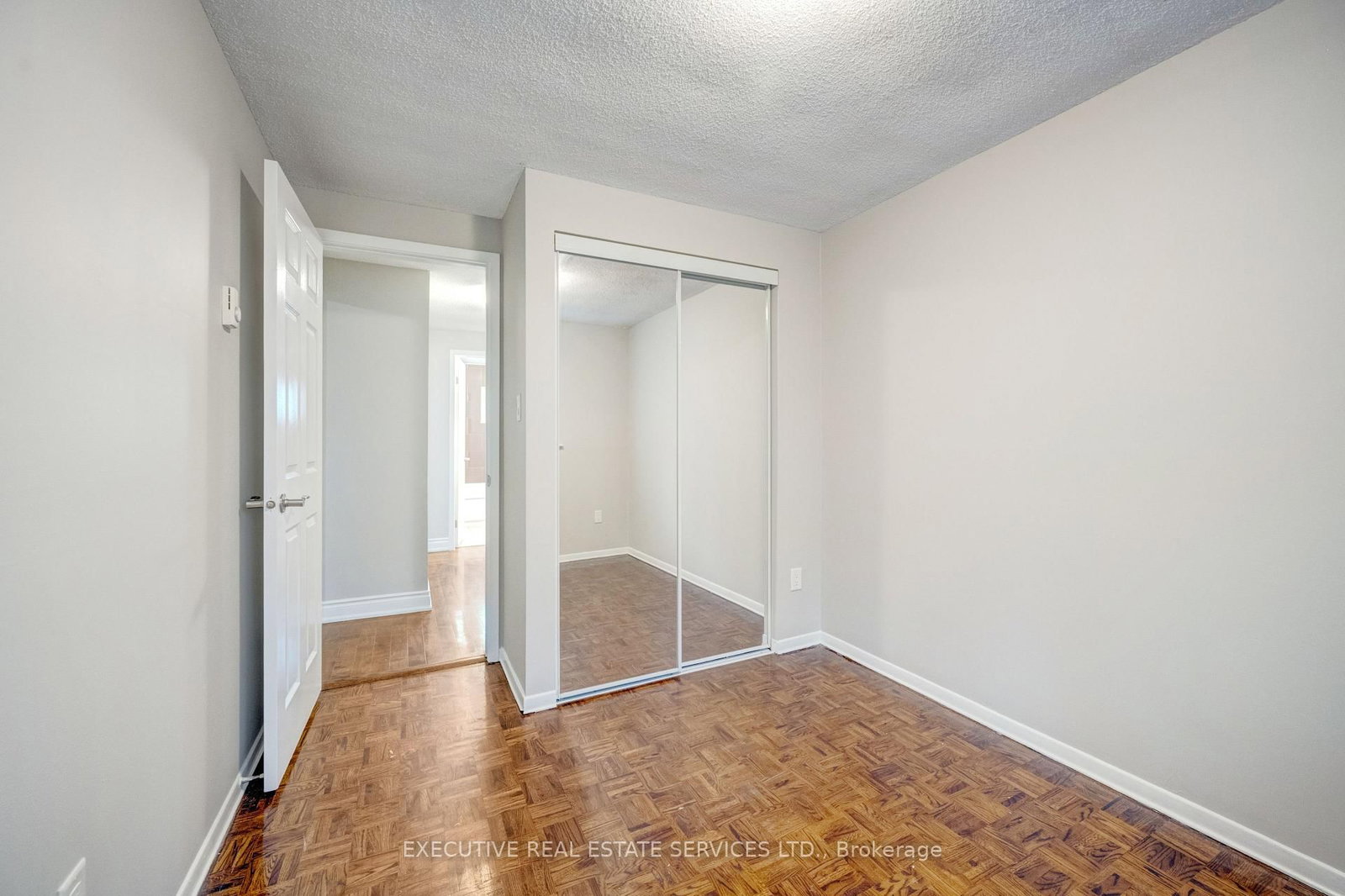 68 Briar Path NW • Brampton, ON photo 14