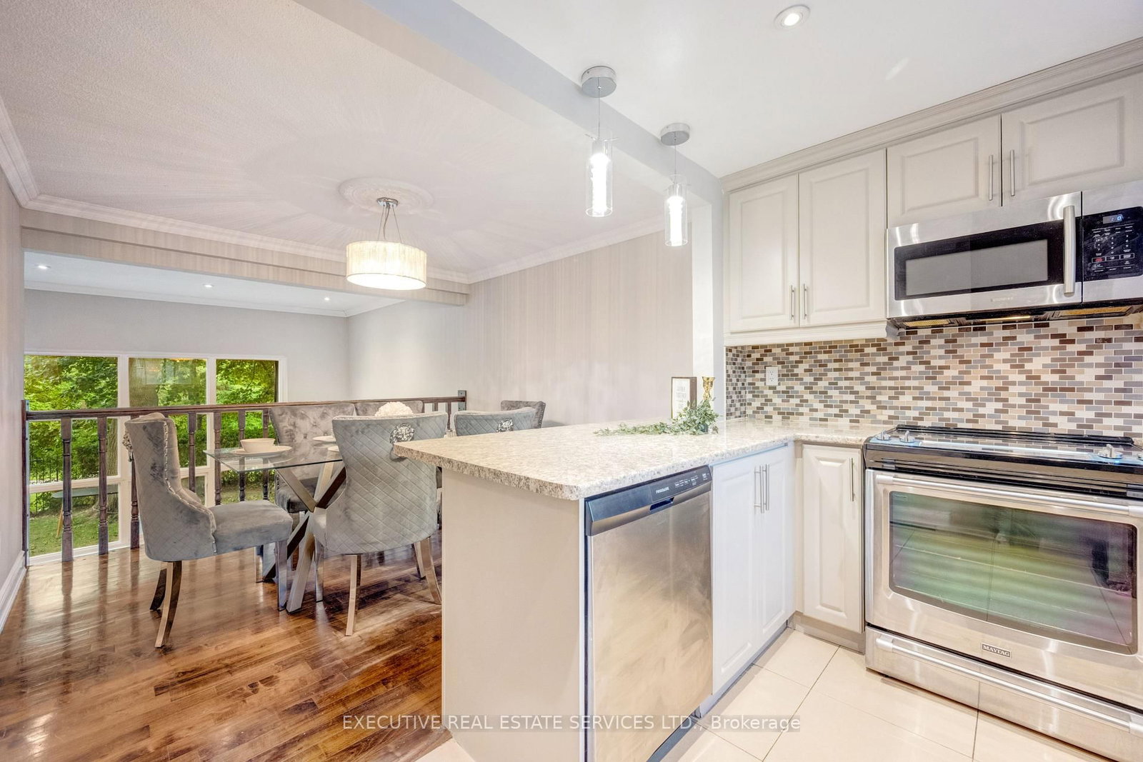 68 Briar Path NW • Brampton, ON photo 9