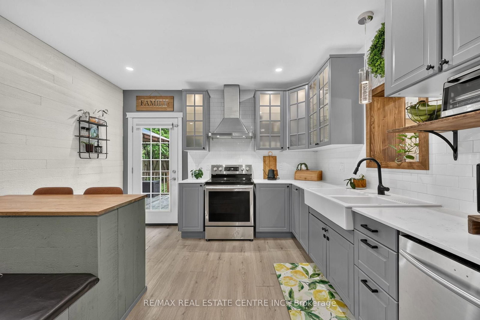 77 Mill Street • Orangeville, ON photo 9