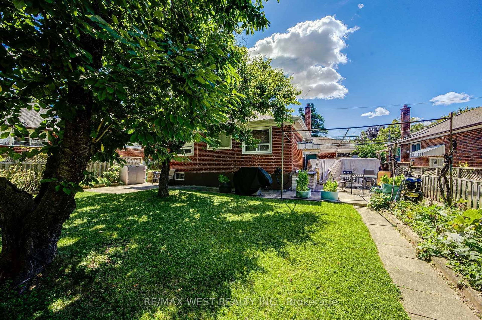 65 Ridge Point Crescent • Toronto, ON photo 47