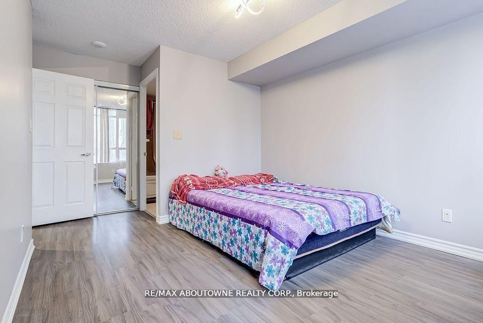 310 Burnhamthorpe Road W • #401 • Mississauga, ON photo 21