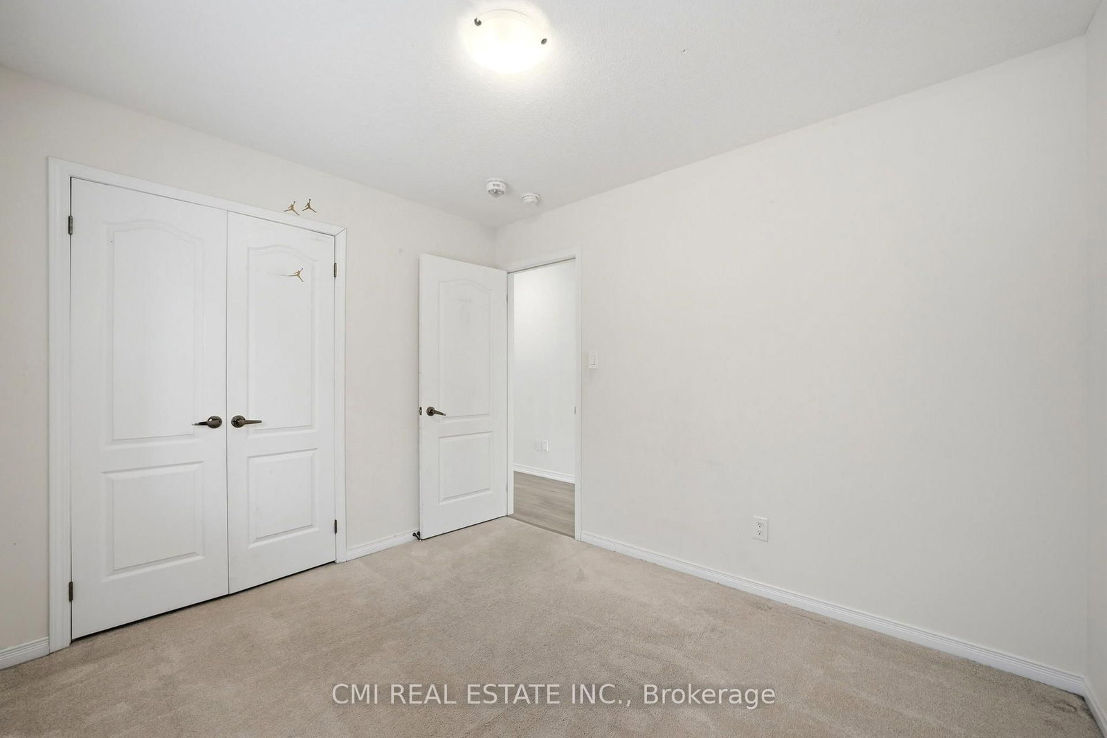 162 Golden Springs Drive • Brampton, ON photo 25