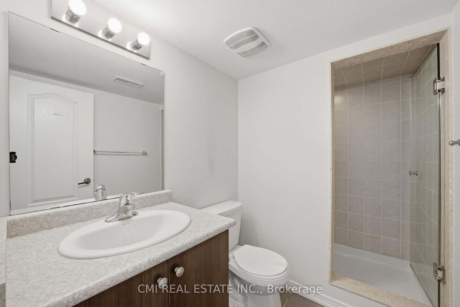 162 Golden Springs Drive • Brampton, ON photo 31