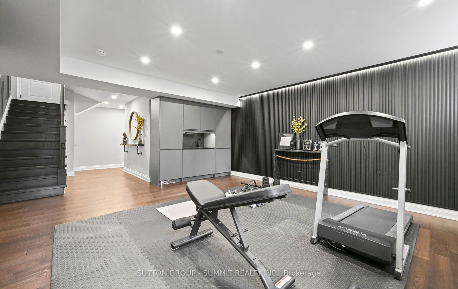 1095 Geran Crescent - Photo 39