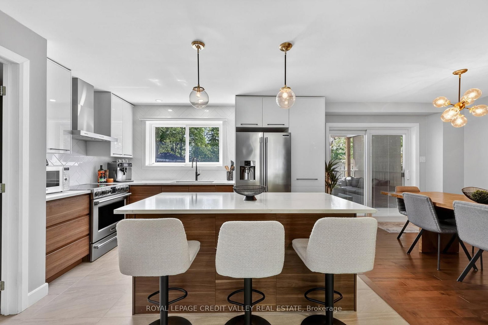185 Bartley Bull Parkway • Brampton, ON photo 12