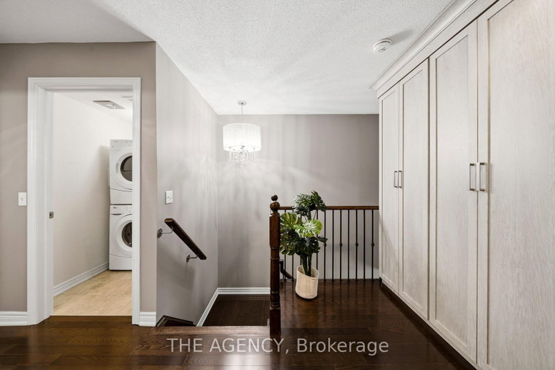 2460 Prince Michael Oakville,ON L6H 0G8 — Photo 29