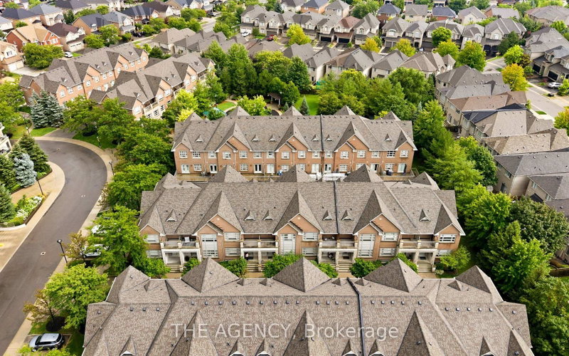 2460 Prince Michael Oakville,ON L6H 0G8 — Photo 47