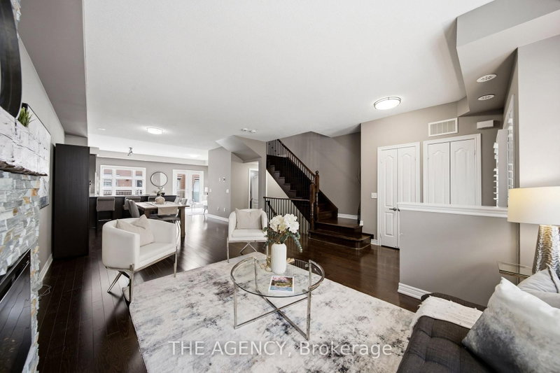 2460 Prince Michael Oakville,ON L6H 0G8 — Photo 9