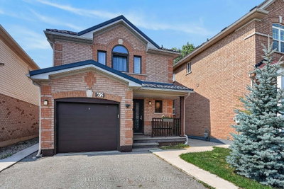 62 Earl Grey Crescent