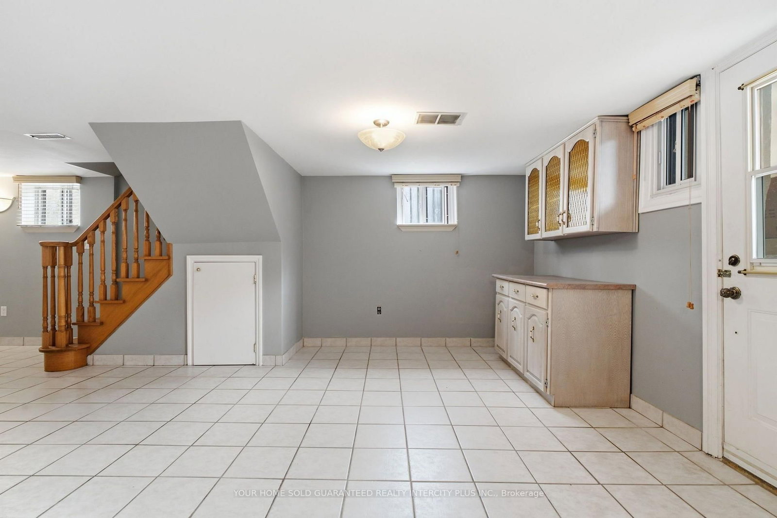 67 Bentworth Avenue • Toronto, ON photo 34